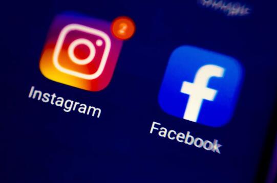 Instagram 最近嘗試在 app 內介紹 Facebook