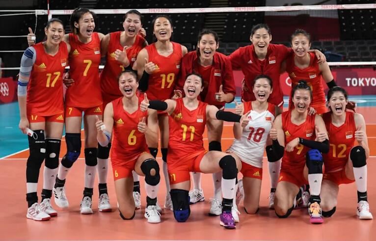 中國女排3：0破意大利金身