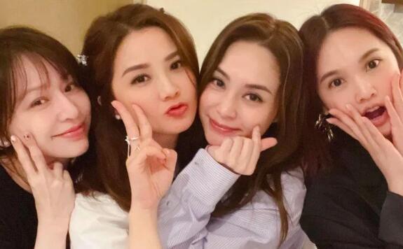 4童顏女神同框 夢幻團震撼11萬人