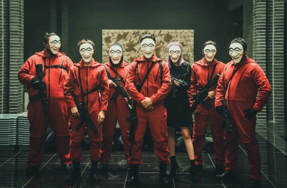 《紙房子：韓國篇》6月24日上線Netflix！揭示「有錢人越來越有錢」無情不公現象