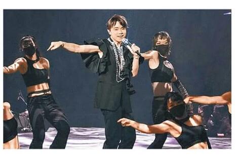 張敬軒錄《今生今世》賀Dancer出閣