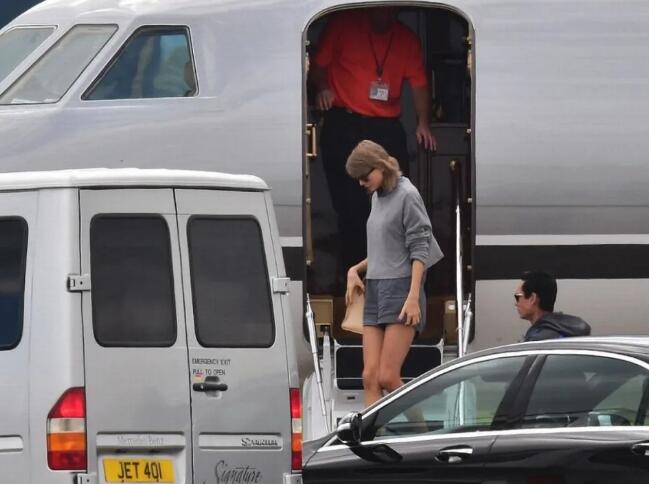 Taylor Swift頻坐私人飛機 網民轟「氣候罪犯」