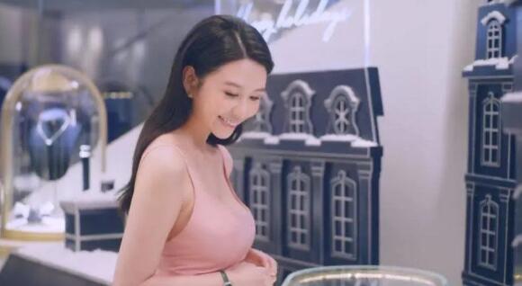 沈月盡得邱淑貞真傳 上圍超豐滿力壓群芳
