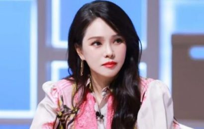 伊能靜回台前發自拍 網友認不出來