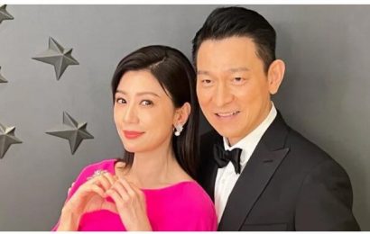 合影61歲不老男神 賈靜雯：青春期唯一偶像